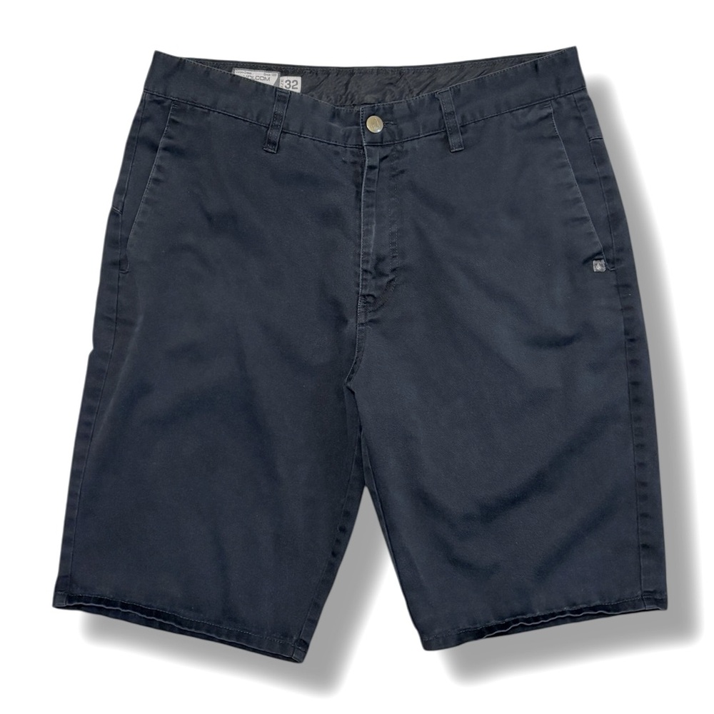 VOLCOM Black Chino Shorts 10”
